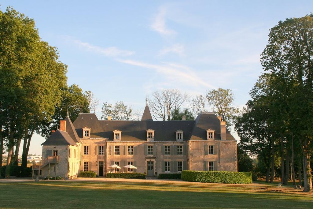 Chateau De Planchevienne มันญีกูร์ ภายนอก รูปภาพ